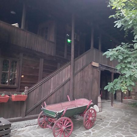 Guest Houses "Zlatna Oresha - Complex" ジェラブナ エクステリア 写真