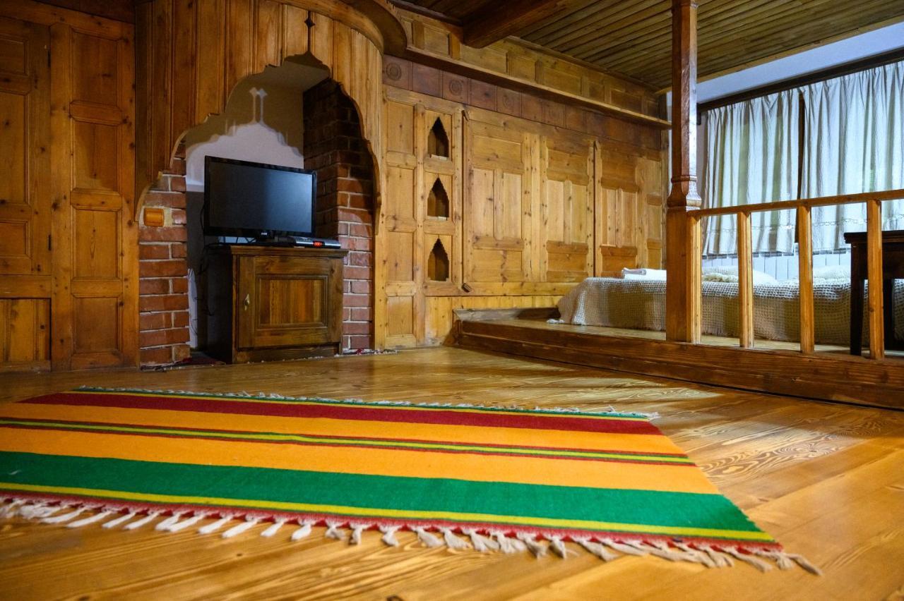 Guest Houses "Zlatna Oresha - Complex" ジェラブナ エクステリア 写真